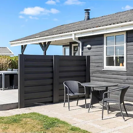 Lk2278-lokken-diget-2 Holiday home Furreby